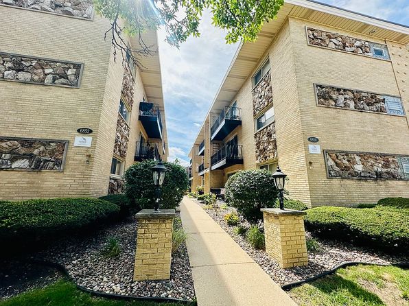 6852 N Northwest Hwy APT 2B