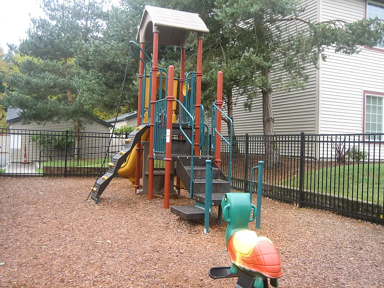 25025 SE Klahanie Blvd #G202 — Photo 19