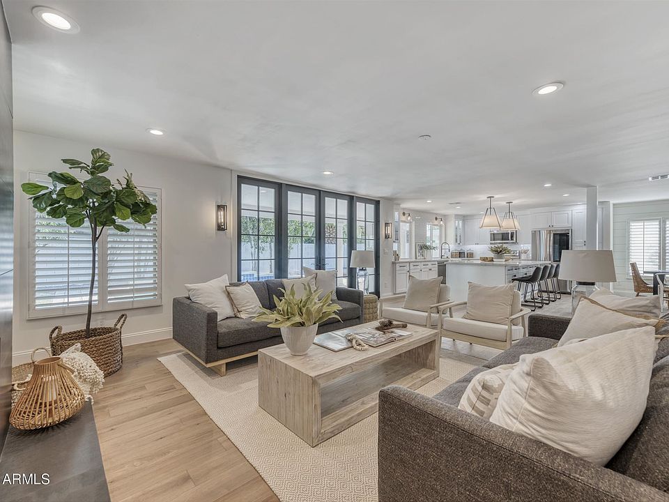 1st image of 8607 N Farview Dr