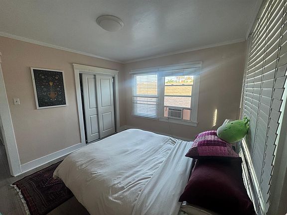 2nd image of 1336 E Florida St #1336