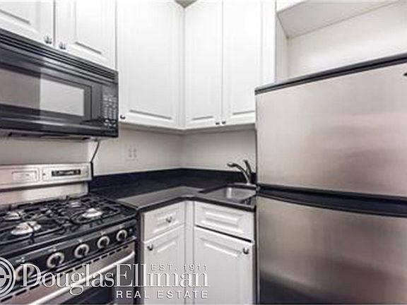 5th image of 150 W 82nd St APT 3B