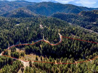 201 Tripod View Dr, Cascade, ID 83611