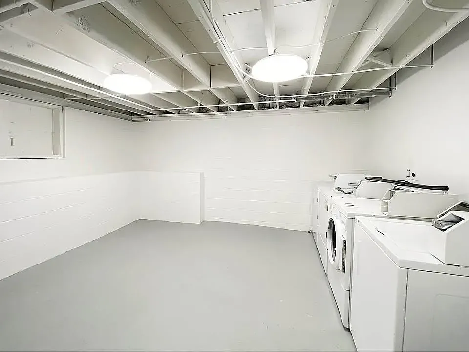 2 bed, $1,695 — Photo 4