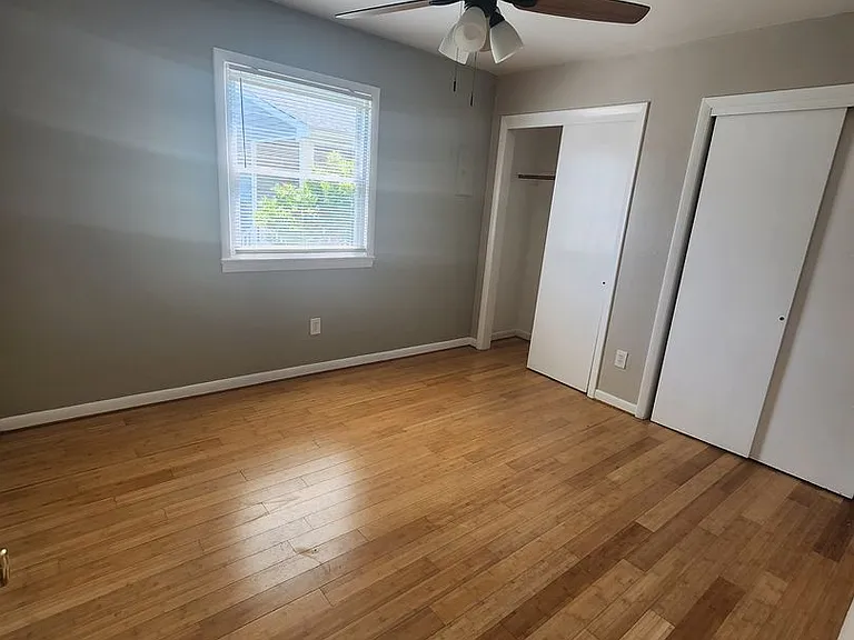 1331 Bayville St — Photo 14