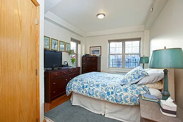 Rented by BLU Real Estate