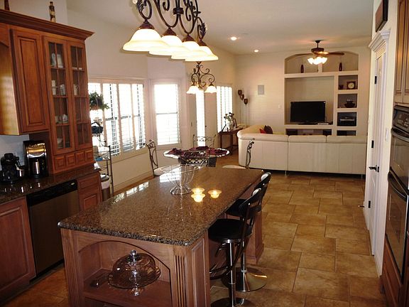 Custom Kitchen - Granite