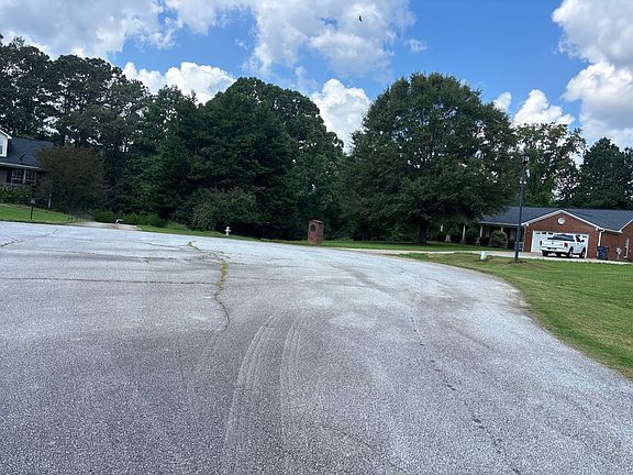 5th image of 2040 Jackson Crossing Ct