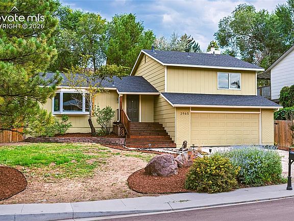 2nd image of 2965 Westcliff Cir