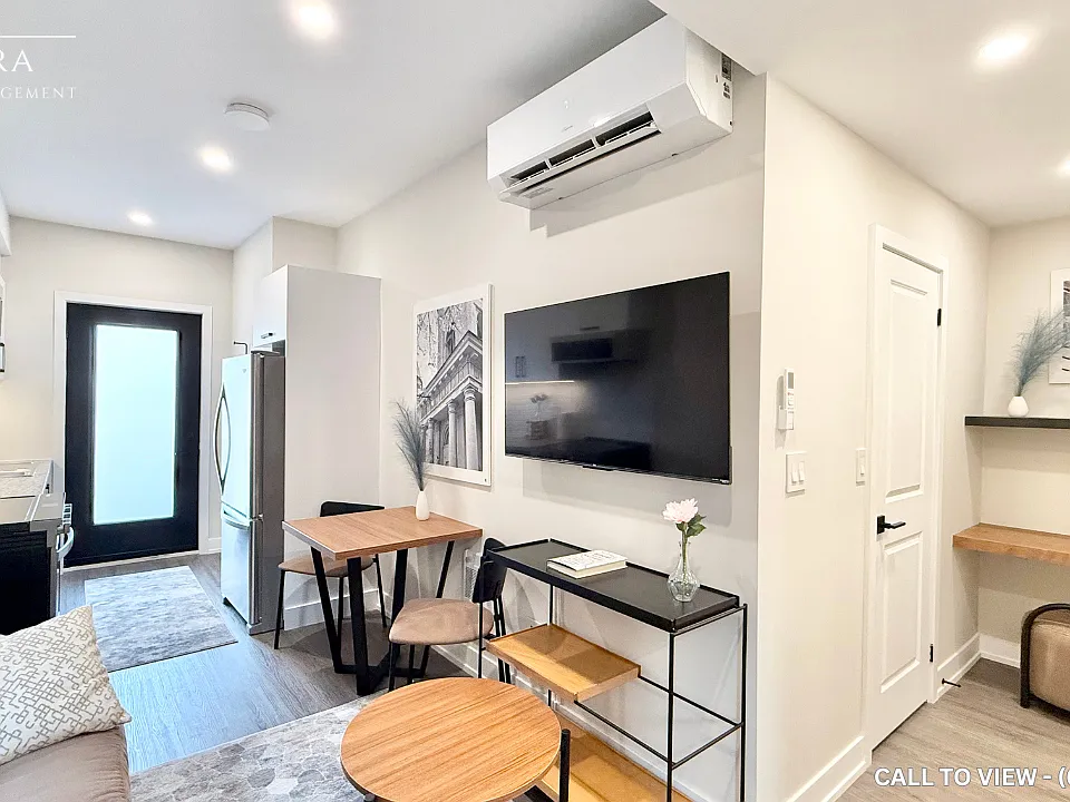 50 Castleton Ave #1