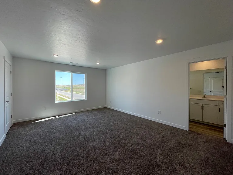 1256 W Hidden Spring Dr — Photo 40
