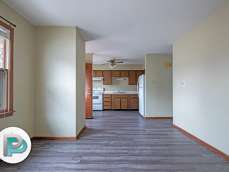 113 Willow St #8 — Photo 5