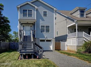 15 Griggs Ave, Port Monmouth, NJ 07758