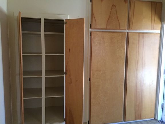 3rd image of 1811 Russell Pl