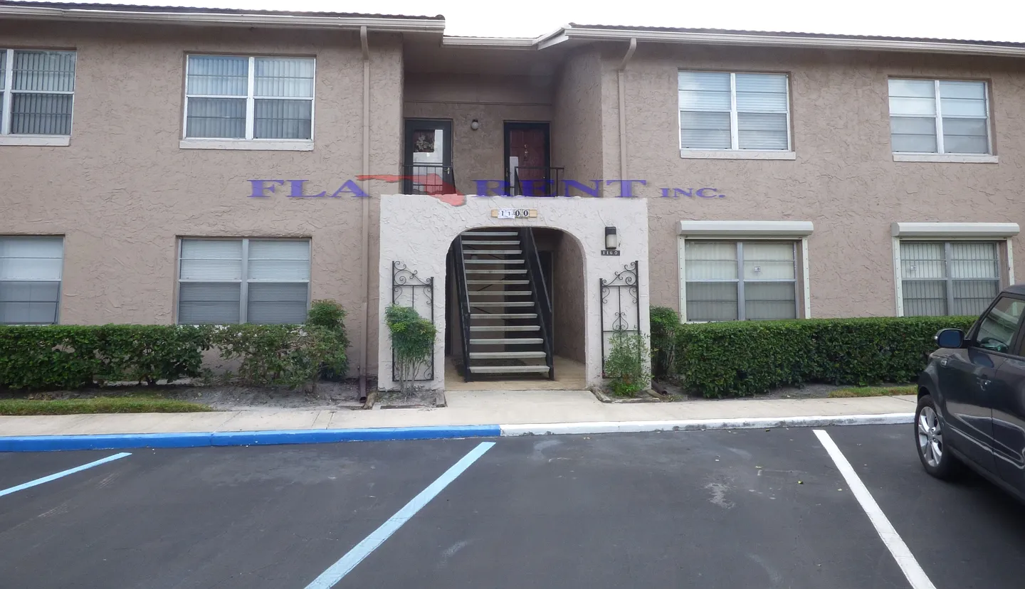 Cute! 2 Bed / 2 Bath Condo (Casselberry) — Photo 2