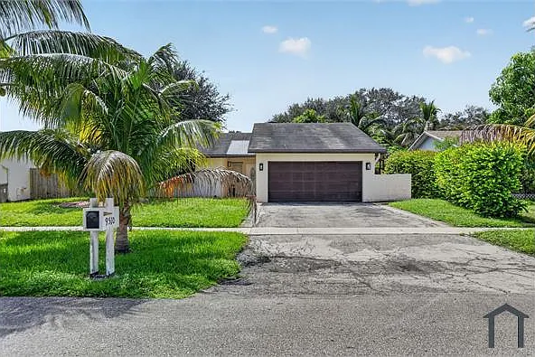 4 bed, 1579 sqft, $4,800 — Photo 2