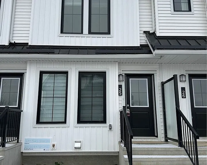 25 Secord Blvd NW — Photo 1