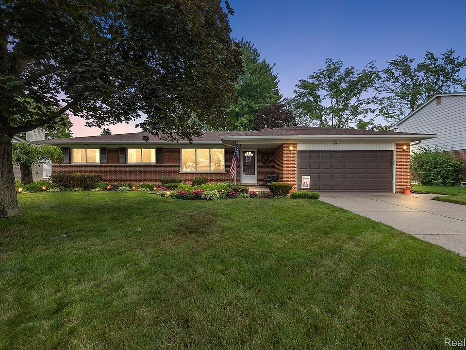 1st image of 39598 Tunstall Dr