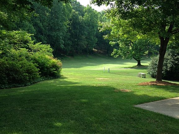 2nd image of 11 Honeybee Ln
