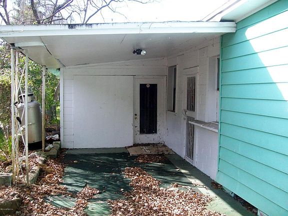 2nd image of 1964 W 14th St