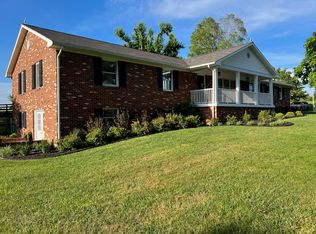 2919 Houfnaggle Rd, Lewisburg, WV 24901