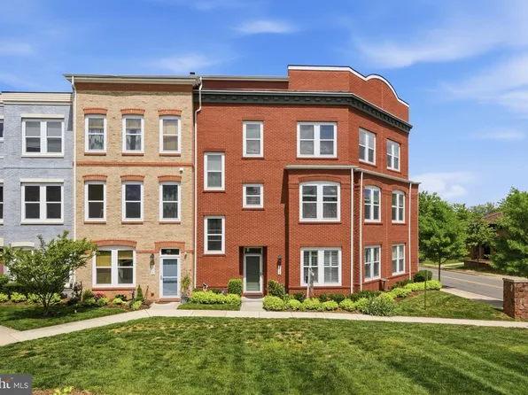 8922 Center St, Manassas, VA 20110