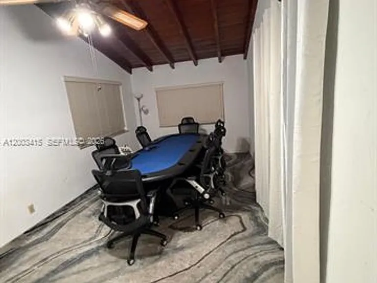 3600 SW 26th St — Photo 41