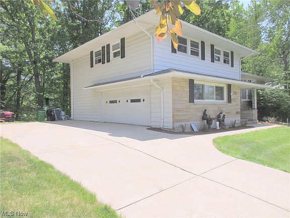 3rd image of 859 Wellmon St