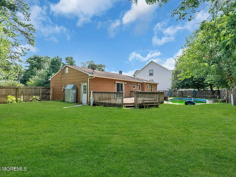 809 Commonwealth Blvd — Photo 42