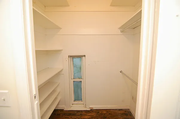 Rented by R New York | media 21