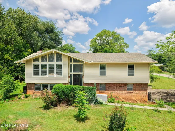 11605 Foxford Dr, Knoxville, TN 37934