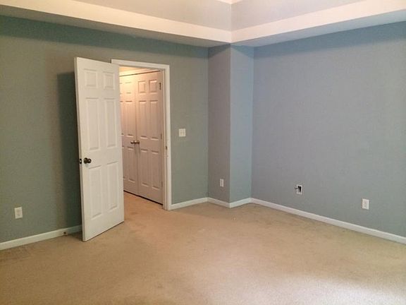 3rd image of 7211 Laurel Creek Dr