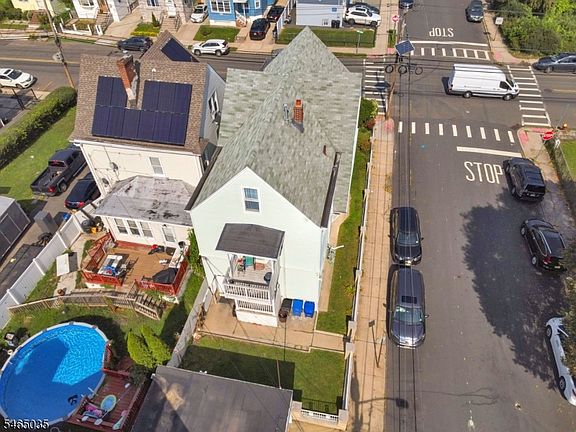5th image of 278 18Th Ave