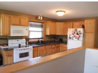 1632 Illinois Ave SW, Huron, SD 57350