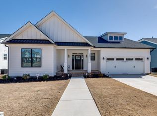 401 Glendon St, Greer, SC 29651