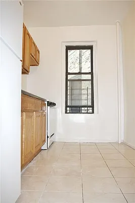 Rented by Weichert Manhattan Midtown | media 4