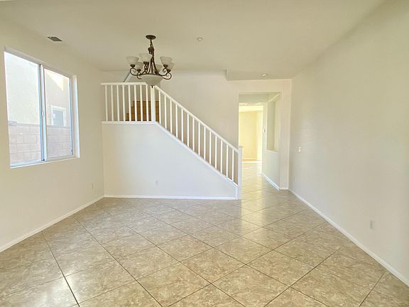 2nd image of 16495 Medinah St