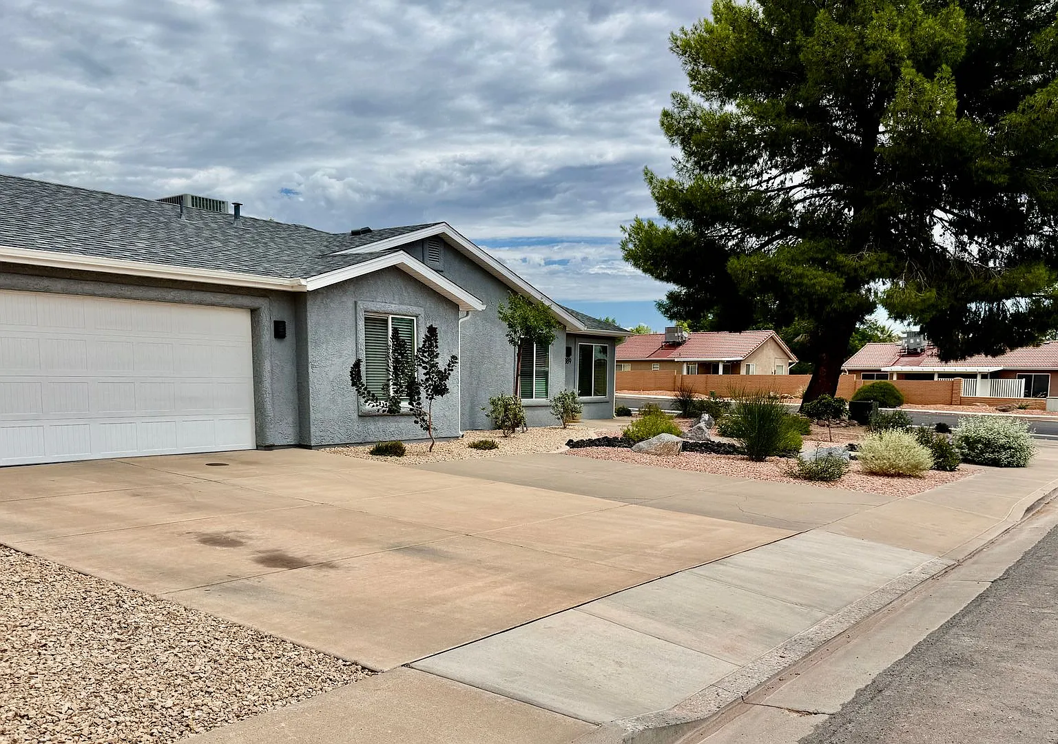 Pet-Friendly 4-BR home in Ivins — Photo 4