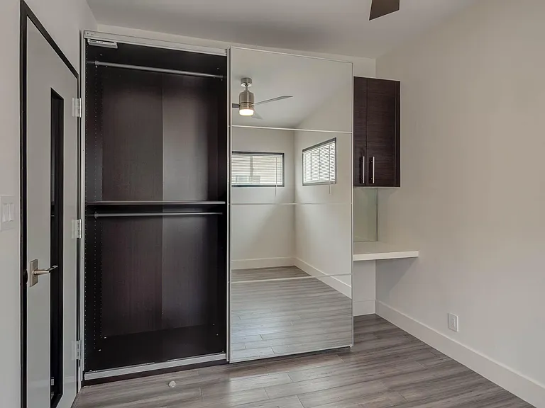 1702 Hermosa Ave #10 — Photo 18