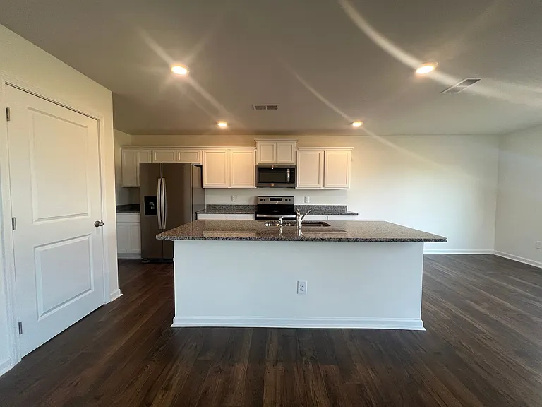 467 Cox Hollow Rd — Photo 4