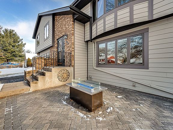 Gorgeous paver patio 