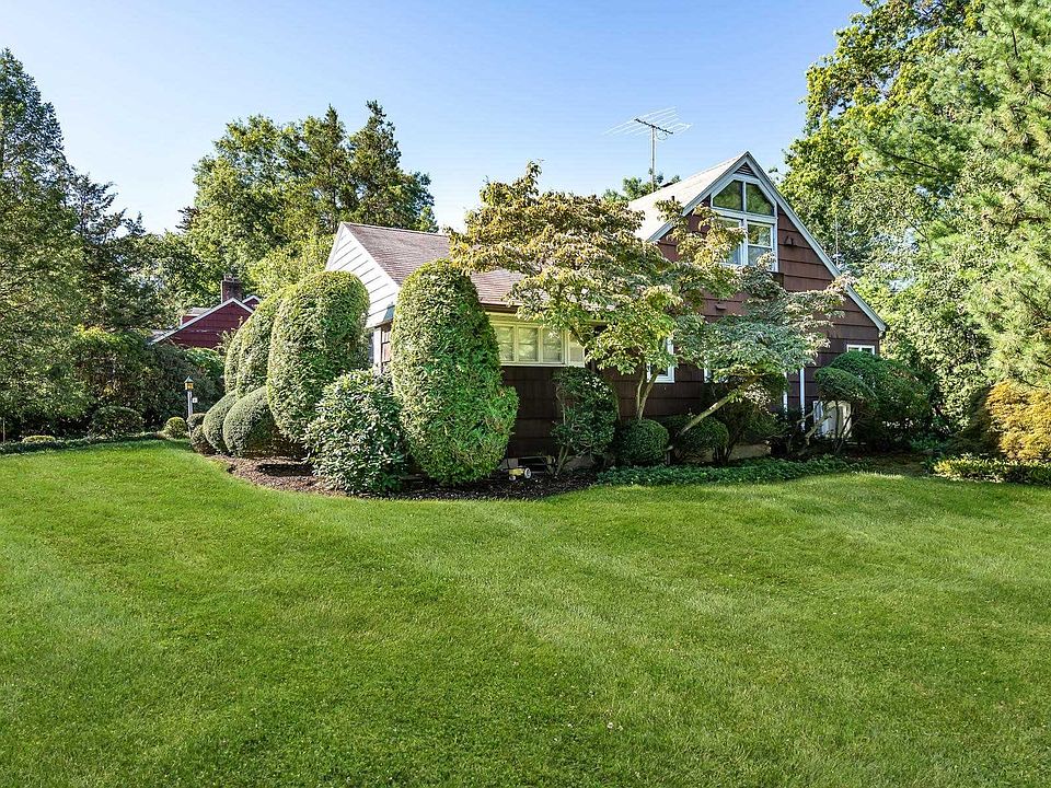 1st image of 21 William Ave