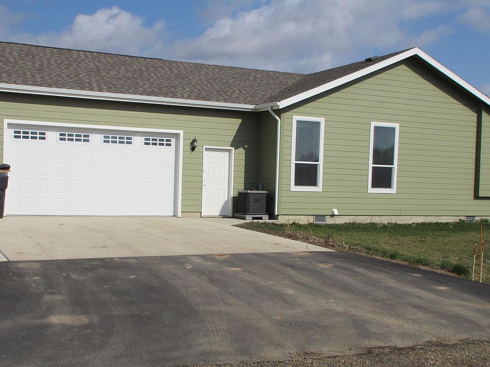 1st image of 304 4th Ave E