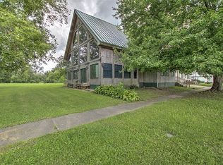 245 E Prairie St, Argenta, IL 62501