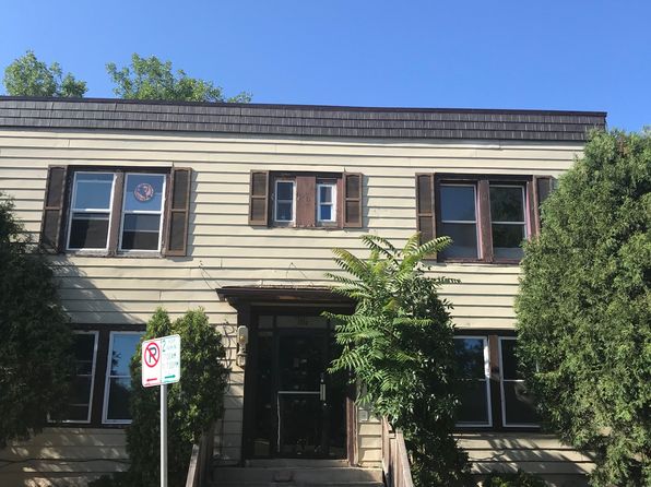 1702 E Geneva Pl #4