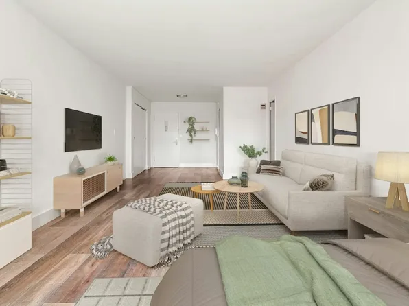 104-60 Queens Boulevard image 1 of 24