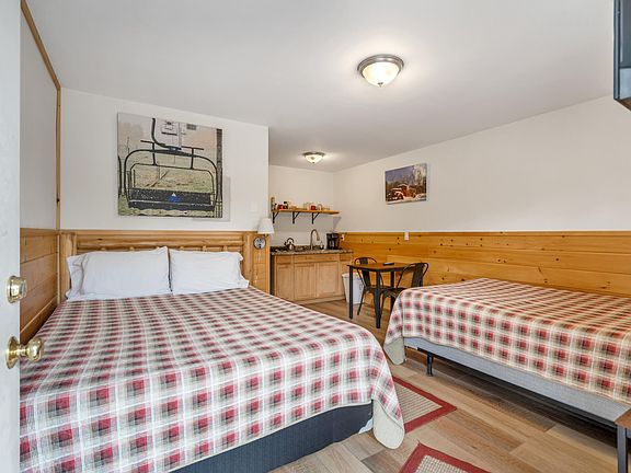 5th image of 4755 Carrabassett Drive