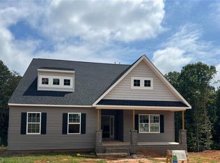 5106 Logos Dr #17, Stokesdale, NC 27357