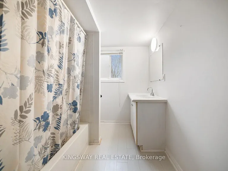 1144 Fisher Ave #UPPER — Photo 16