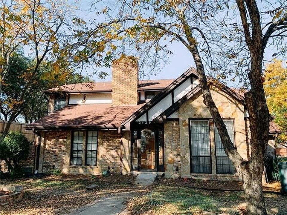 2nd image of 2429 W Northgate Dr