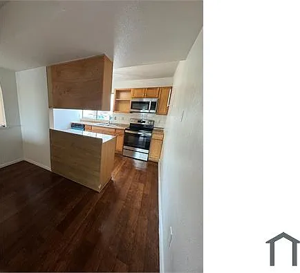 2320 Montclair Cir — Photo 4